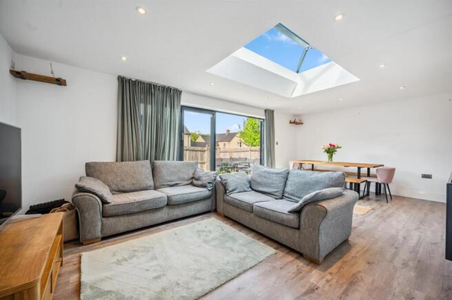 Living Room towards garden.jpg