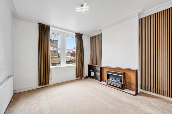 Sitting Room to window.jpg