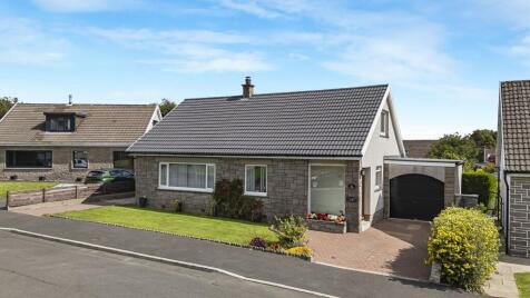 16 Applegarth Road, Strathaven, ML10 6HT
