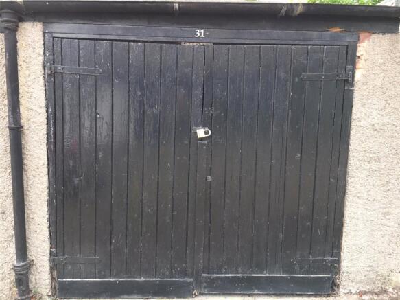 Garage To Rent In Bonnington Grove Edinburgh Midlothian Eh6