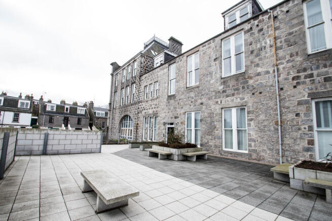 3 Bedroom Flat To Rent In Dee Village Aberdeen Ab11