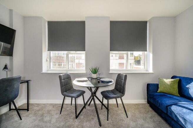 Living Kitchen Area 