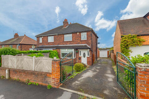 Silcoates Lane, Wrenthorpe, WF2