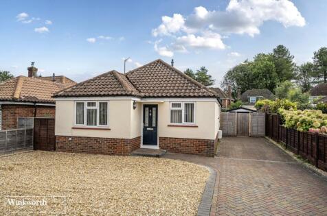 Buckland Avenue, Basingstoke, Hampshire, RG22