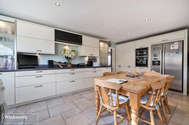 Kitchen/Breakfast Rm