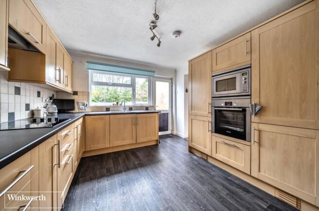 Kitchen/Breakfast Rm