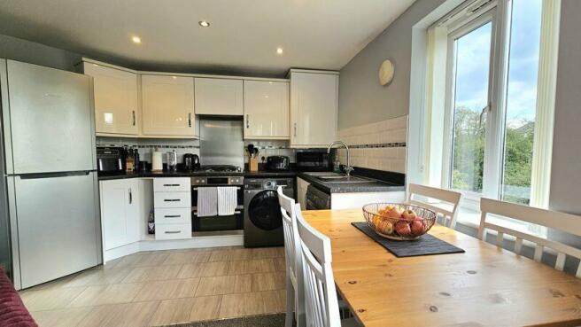 SITTING ROOM WITH KITCHEN