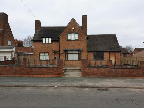 3 Bedroom Detached House To Rent In Hall Street Tipton Dy4