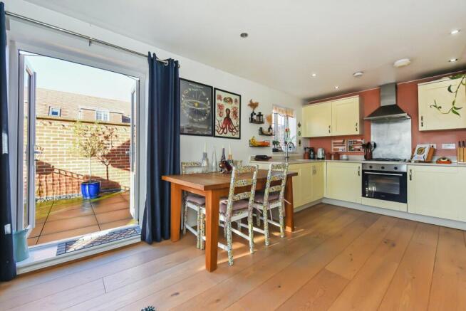 Kitchen/Dining Area