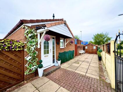 Standen Close, St Helens