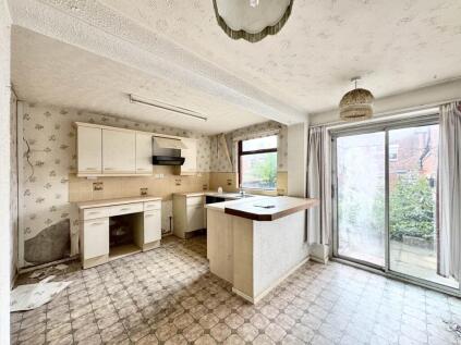 Greenfield Road, Dentons Green