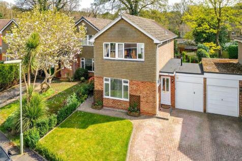 Melville Avenue, Frimley, Camberley, Surrey, GU16