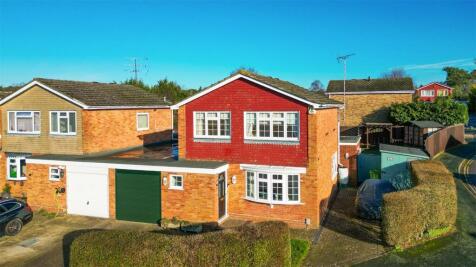 Blythwood Drive, Frimley, Camberley, Surrey, GU16