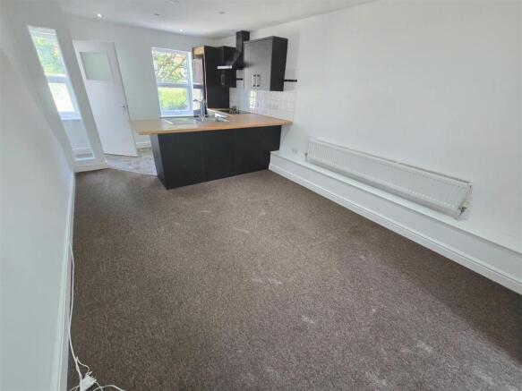 Lounge Kitchenette