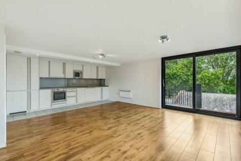 Hammersmith - 2 bedroom flat for sale