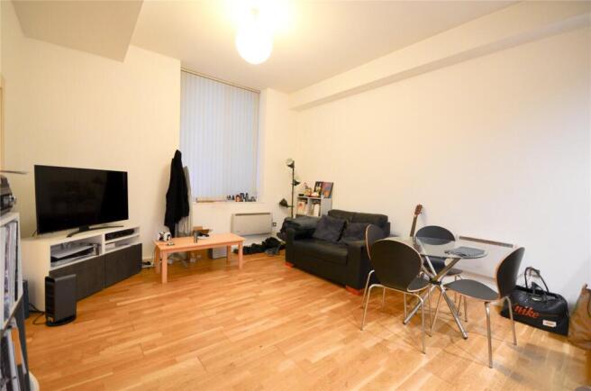 Lounge 2