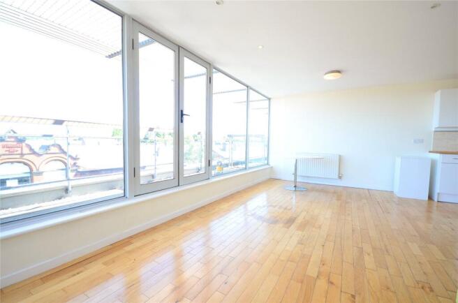 Kitchen/Lounge