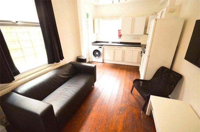 Kitchen/Lounge
