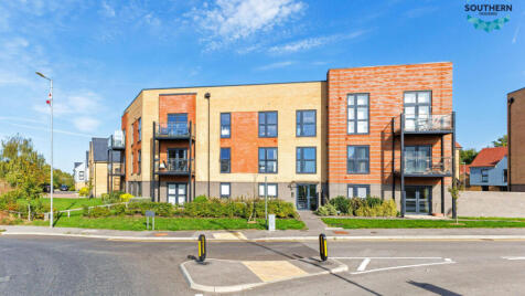 Breeze Meadow, Faversham, ME13 7GL