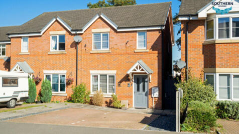 Old Arden Close, Bedworth, Warickshire, CV12 8BF