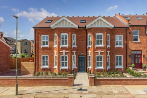 Hale Grove Gardens, Mill Hill, NW7