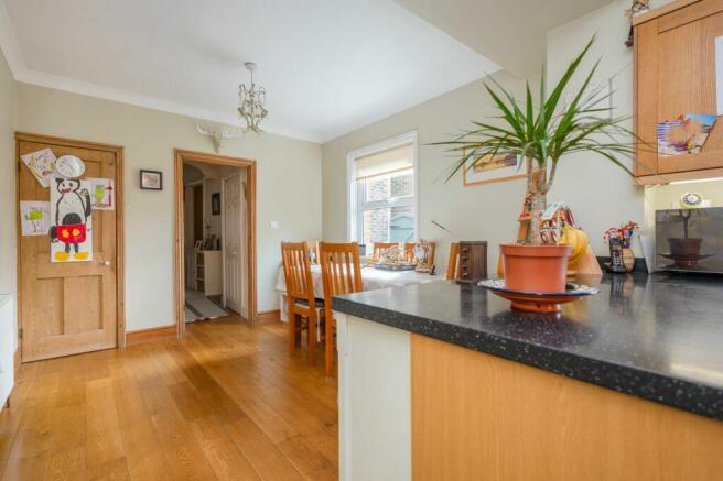 Kitchen dining room