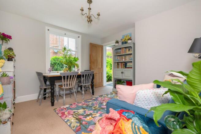 Lounge / Dining Room