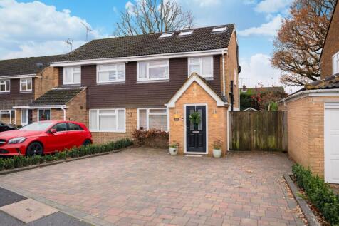 The Pines, Horsham, RH12