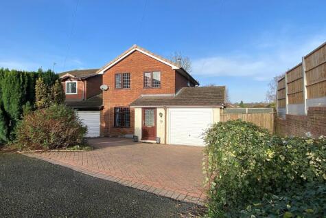 Lapwing Close, Kidderminster, DY10
