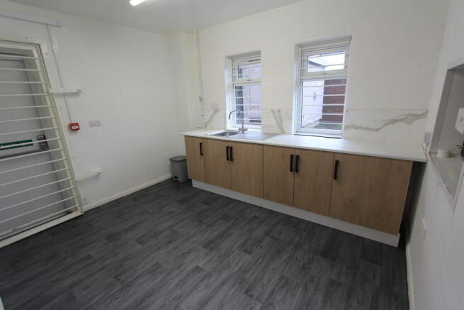 2025-11-12 08.28....