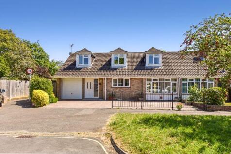 Hawthorn Close, Chichester