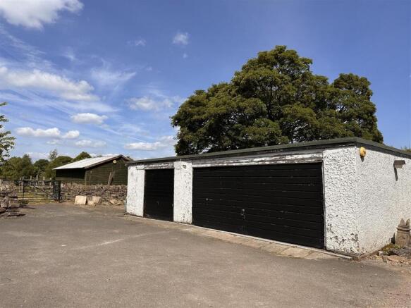 Triple Garage