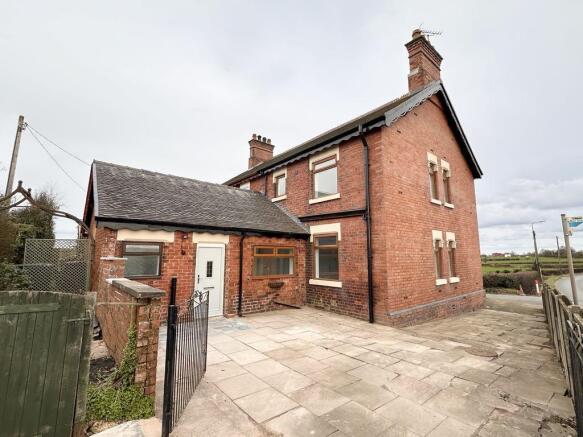 Accommodation Comprises: