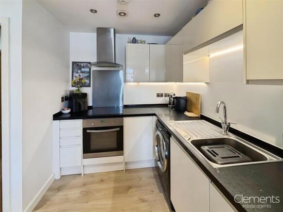 84fcbc95-Kitchen 201.jpg