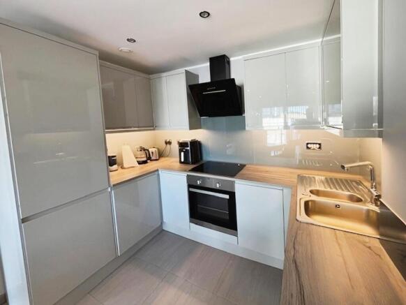 407993aa-Kitchen.jpg