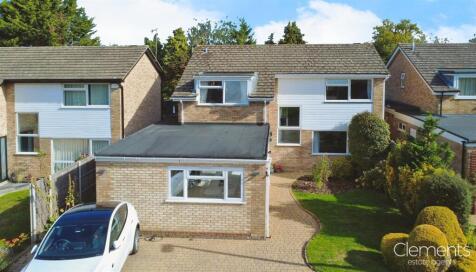 Lombardy Close, Hemel Hempstead