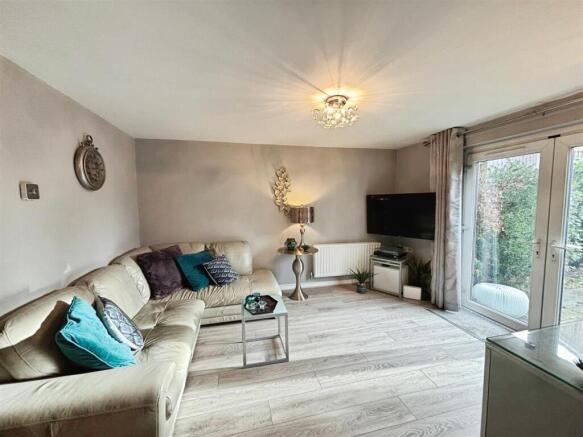 508c76c6-Photo 2012-8-25 2C 2011 2016 2012.jpg