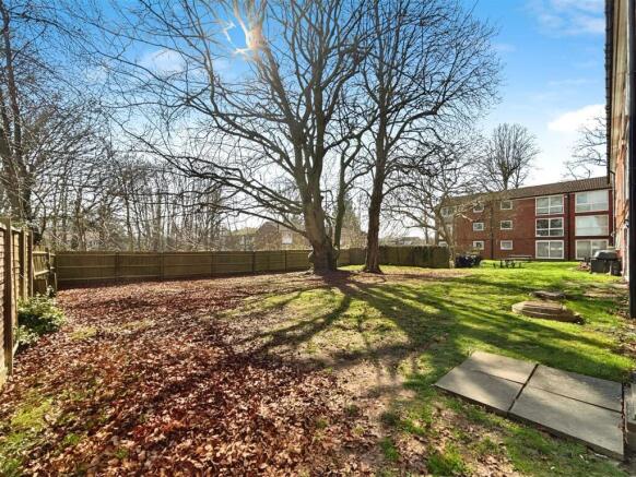 d3dcffe9-Communal 20Gardens.jpg