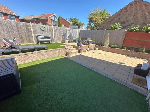 garden 1.jpg