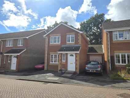 Little Fox Drive, Park Gate, Southampton