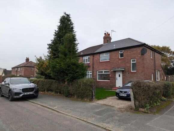 3 Bed Unfurnished Semi Detached House