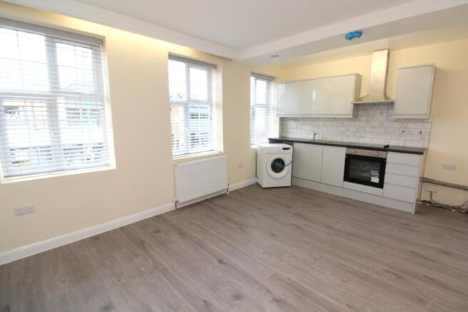 Kitchen/Lounge