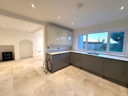 Low Road, Barrowby, Grantham