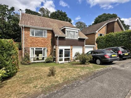 Mount Pleasant Drive, Bransgore, Christchurch, Hampshire, BH23
