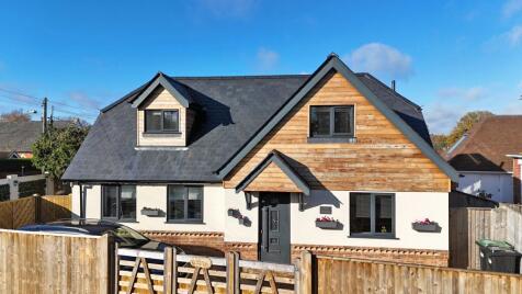 Eastbank Road, Brockenhurst, Hampshire, SO42