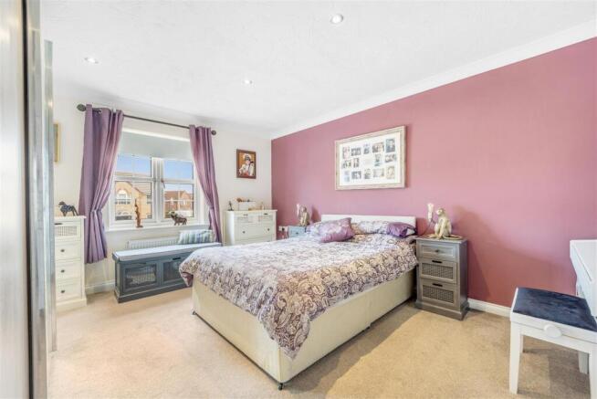 28 Ashton Hall Drive (Wyberton)-33.jpg