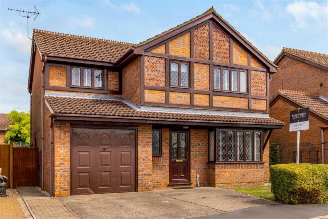 5 Charter Close (Boston)-2.jpg