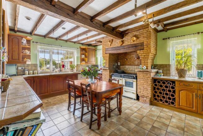 Chestnut Lodge (Gipsey Bridge)-23.jpg