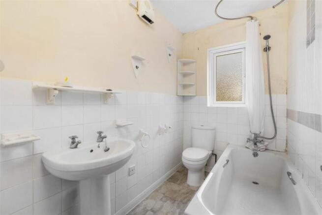 1 Abbey Road (Swinesehead)-14.jpg