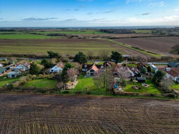 6 Boyton Road (11).jpg